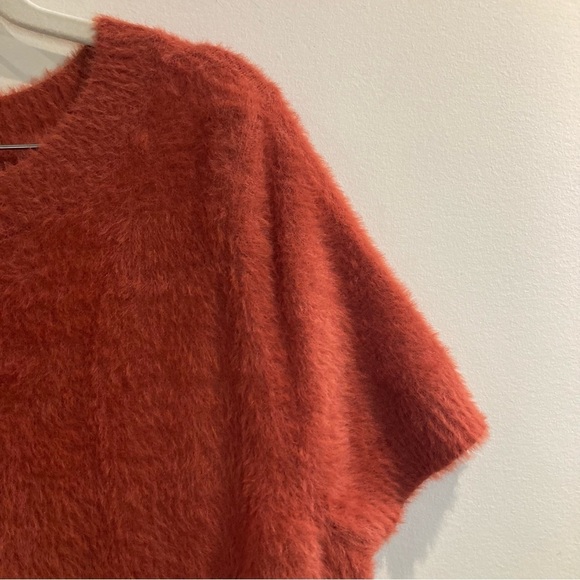 ANTHROPOLOGIE Sz XS Oversized Fuzzy Crew Neck Back Pleat Super Soft Sweater - Picture 5 of 11